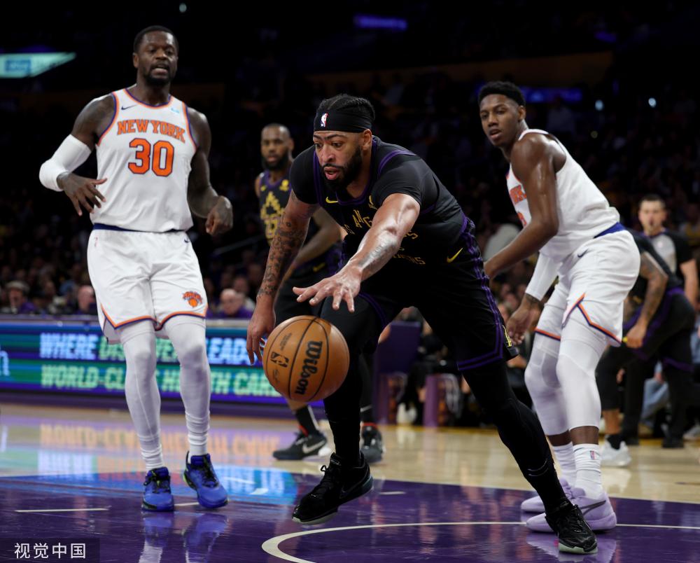 一路高歌猛 一路高歌猛